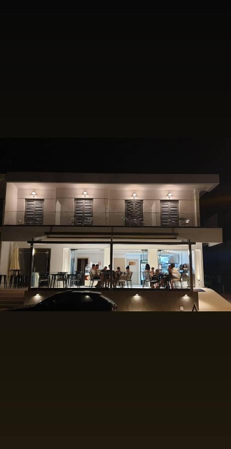 Angelo Cafe Hotel Толон Екстериор снимка