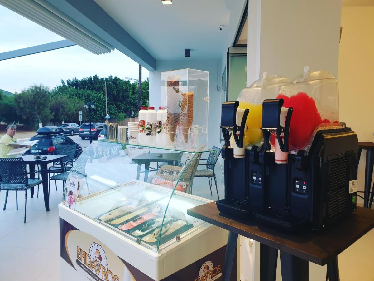 Angelo Cafe Hotel Толон Екстериор снимка