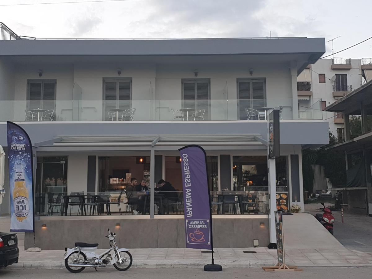Angelo Cafe Hotel Толон Екстериор снимка