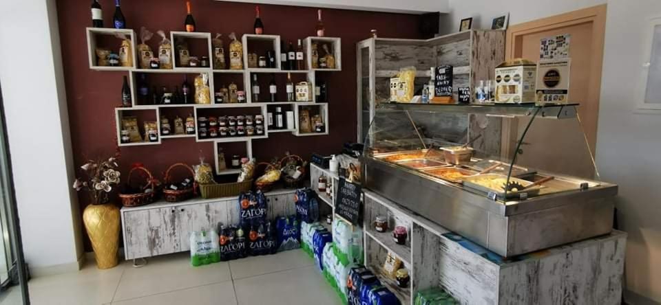 Angelo Cafe Hotel Толон Екстериор снимка