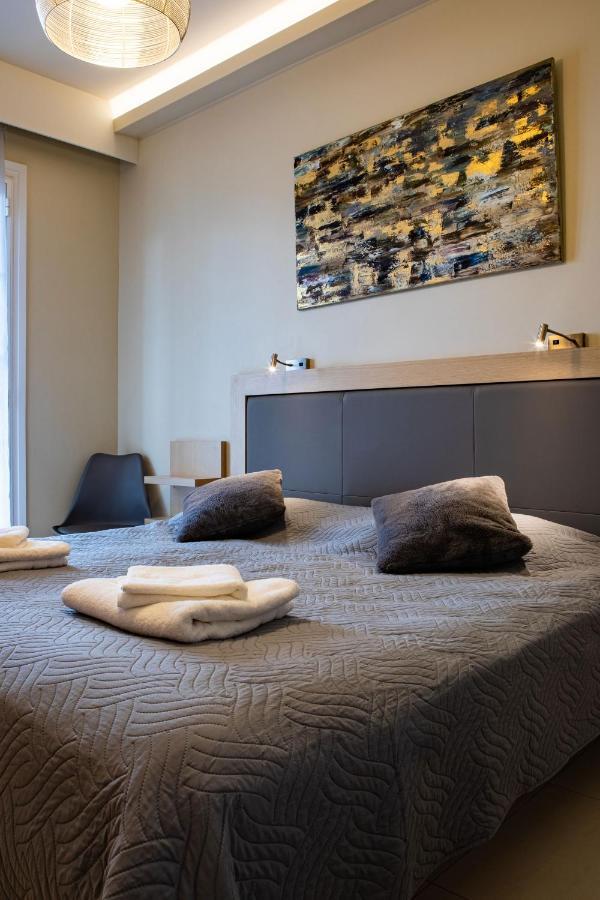 Angelo Cafe Hotel Толон Екстериор снимка